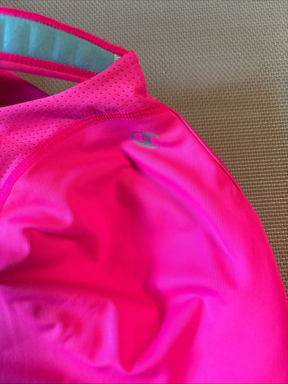 Champion Hot Pink High-Impact Sports Bra with Mesh Panels sz 38D NWOT - Picture 6 of 9